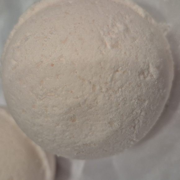 💎Luxurious Bath Bombs Made by Nugget - Picture 8 of 10